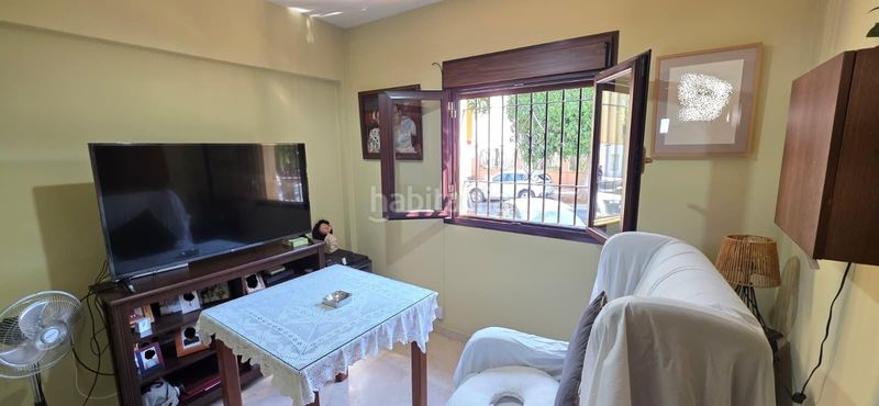 Foto a6defbaa-7c28-4b35-bdfd-eb647acc08a3. Casa amb aparcament a Los Molinos Alcalá de Guadaira