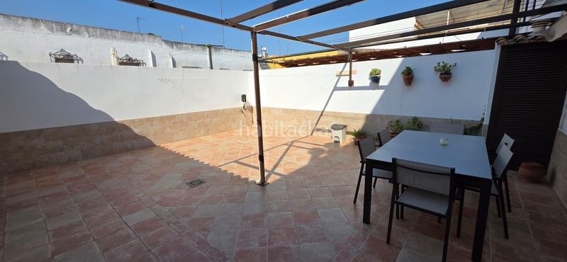Foto abc481fa-7f77-4f10-8e3b-aa136699123c. Casa amb aparcament a Los Molinos Alcalá de Guadaira