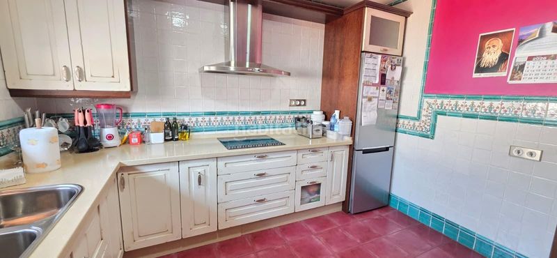 Foto bc5b9d26-4116-433e-8334-fdfe0b5797e2. Casa amb aparcament a Los Molinos Alcalá de Guadaira