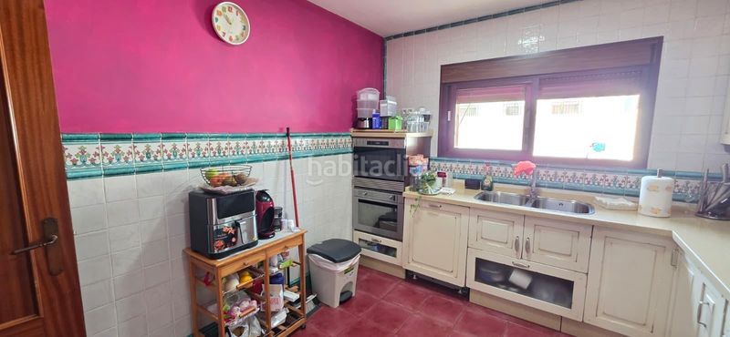 Foto f21a9551-bf09-477c-9d15-2882fdb326b8. Casa amb aparcament a Los Molinos Alcalá de Guadaira