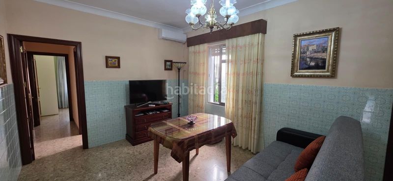 Foto 4f5c3354-8ff3-453e-b82e-78b25b55d13d. Casa amb aparcament a Centro Alcalá de Guadaira