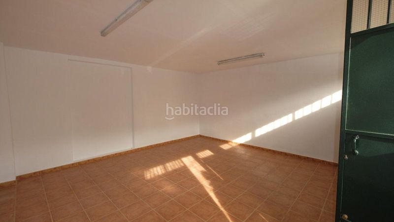 Foto 7680918d-ffda-4940-92bd-e9c63ef06e9a. Casa amb aparcament a Centro Alcalá de Guadaira