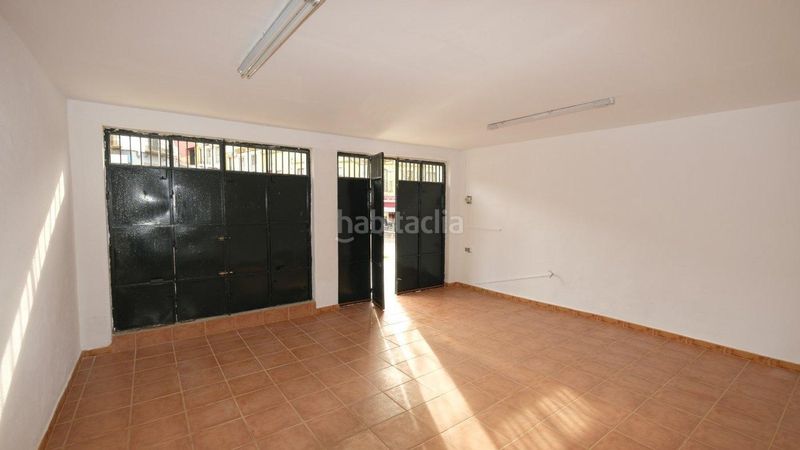 Foto cd27cffe-dd24-4aa2-9330-1c9df2c5665f. Casa amb aparcament a Centro Alcalá de Guadaira