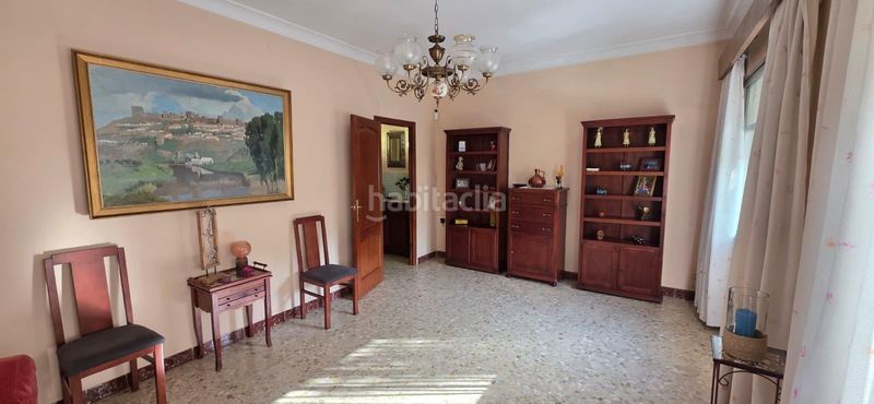 Foto e5325f75-8a34-4dfa-95dc-89f976ee55a5. Casa amb aparcament a Centro Alcalá de Guadaira