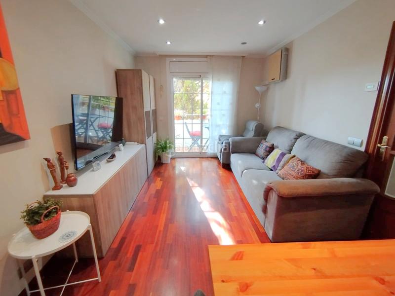 Foto 1834c21b-82ad-4cb1-b82f-74bd688fd73d. Appartamento con riscaldamento in Roses-Castellbell Sant Feliu de Llobregat