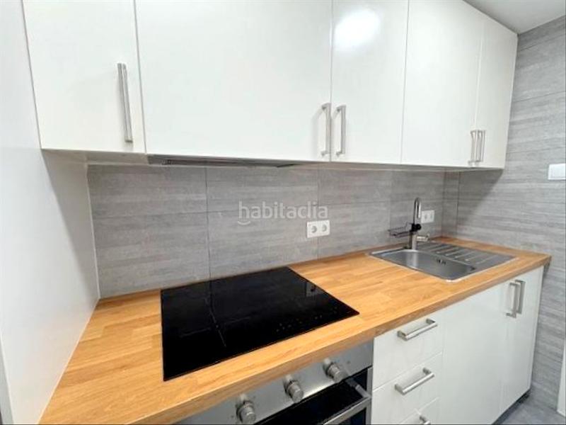 Foto 077cc98c-d60a-45c3-b8bd-f6235de2bf82. Pis a Can Vidalet Esplugues de Llobregat