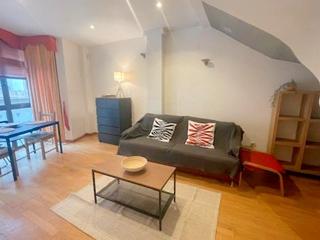 Etagenwohnung  Carrer del freser. Dúplex de 3 dormitorios (2 dobles), 2 baños (1 suitte), mucha lu