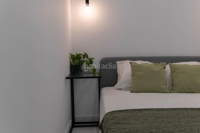 Foto d51f9e2c-a799-4785-855d-6e34b53c09ab. Pis a Raval Barcelona