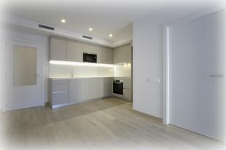 Piso  Carrer del doctor martí julià. Nueva construcción acabada y lista para entrar a vivir.