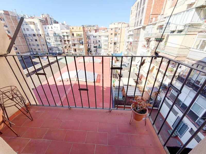 Foto b28d27cf-d110-4af4-b77b-b05d9f47f776. Pis a Sant Antoni Barcelona