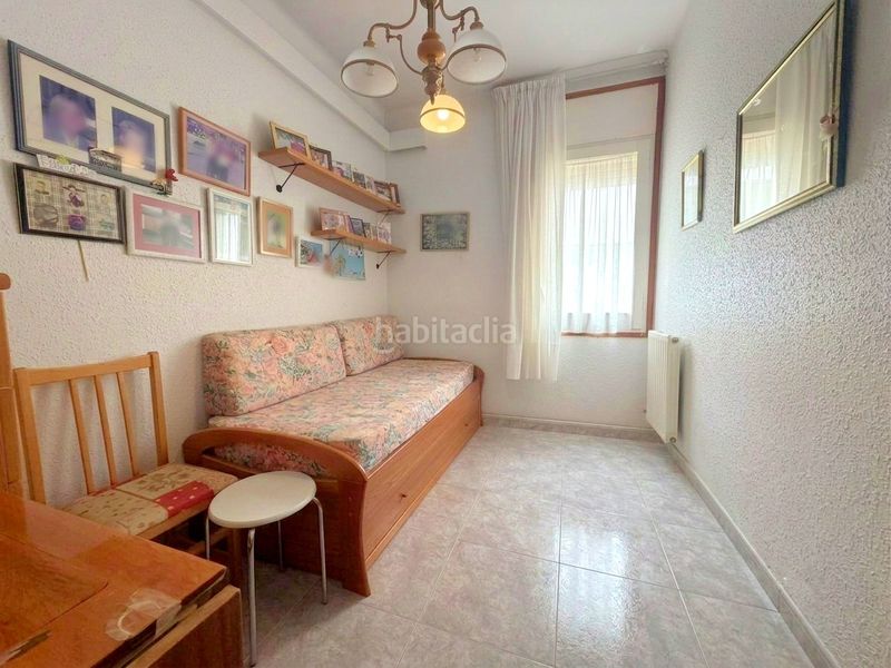 Foto c8422f39-d79f-4464-a7d5-b297197e33ff. Ático  con terraza a nivel y ascensor en calle santa eulalia en Hospitalet de Llobregat (L´)