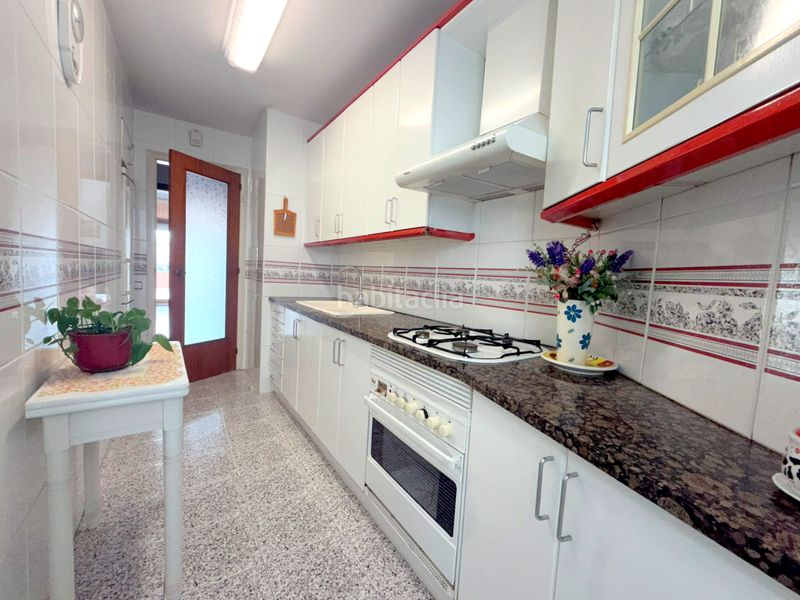 Foto cc627994-2c5b-4ba1-b683-81ff4d87e954. Ático  con terraza a nivel y ascensor en calle santa eulalia en Hospitalet de Llobregat (L´)