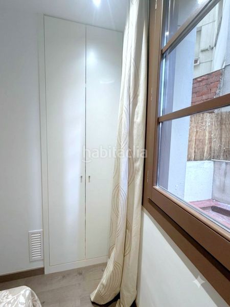 Foto 079098fc-e119-4946-9a18-f0faeee17b3b. Pis a Sant Antoni Barcelona