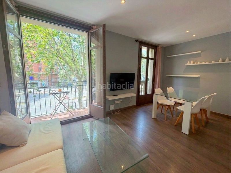 Foto 17a4923f-2935-4c77-9019-8f20e7cc3db6. Pis a Sant Antoni Barcelona