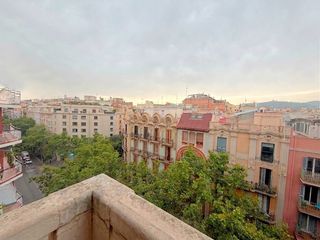 Pis a Carrer de València