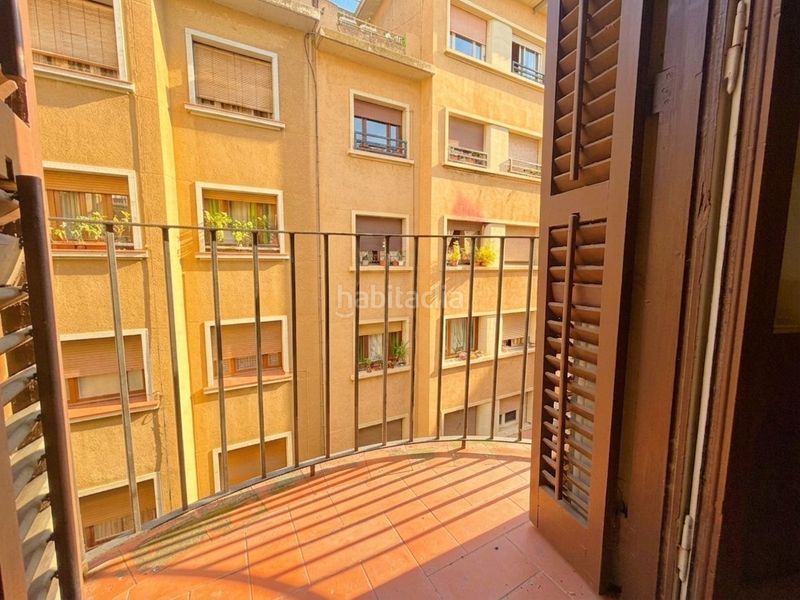 Foto 0bba11ba-031e-4d71-9230-d1ff51b5f33d. Pis a Raval Barcelona