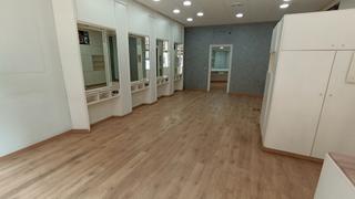 Lloguer Local Comercial a Príncep de Viana-Clot-Xalets Humbert Torres. Local alquiler zona prat de la riba