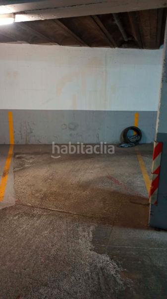 Foto 0174408d-d6e5-4fc3-b899-877351a68662. Parking voiture dans Príncep de Viana-Clot-Xalets Humbert Torres Lleida