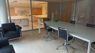 Lloguer Oficina a Instituts-Universitat. Oficina equipada en la zona alta de lleida