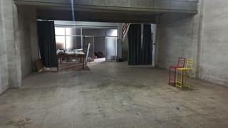 Nau industrial a La Bordeta. Nave industrial de 400 m2 en venta en la bordeta