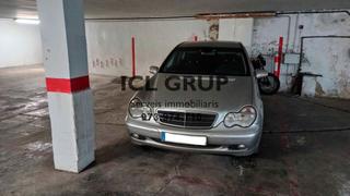 Aparcament cotxe a N/a 7. Plaza para coche tipo berlina en ricard viñes