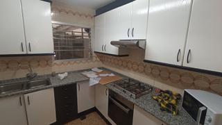 Pis a La Bordeta. Dos pisos unidos juntos, con 7 habitaciones. tipo residencia