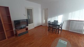 Location Appartement à Príncep de Viana-Clot-Xalets Humbert Torres. Gran piso para estudiantes junto a la plaça del treball