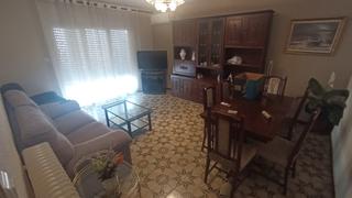 Lloguer Pis a Balaguer. Amplio piso de 4 habitaciones en centro de balaguer
