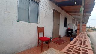 Casa  Partida mariola 131. Adosada ocupada. solo inversores