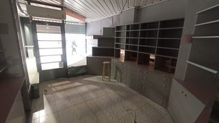 Miete Geschäftsraum  Carrer de pi i margall. Local junto al auditori de 70 metros con altillo de 30 m