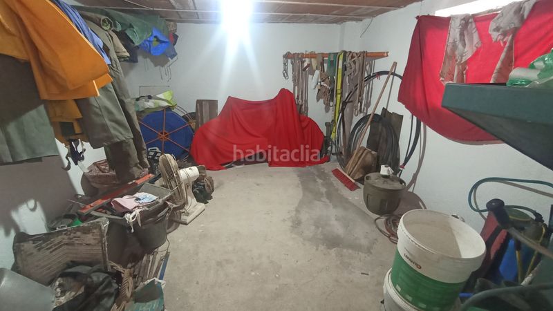 Foto 30f991b8-13df-41a6-9ab7-f052b90e3c57. Casa amb xemeneia calefacció aparcament a Riba-roja d´Ebre