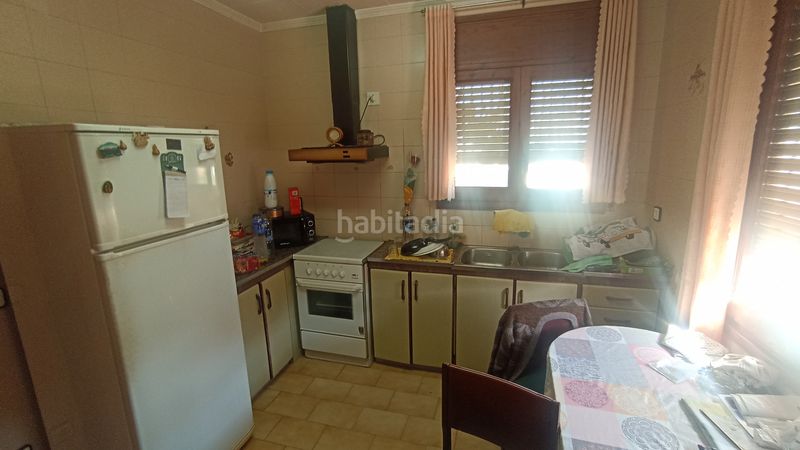 Foto d2ce1d8f-6189-4af7-bf3d-c05af1529353. Casa amb xemeneia calefacció aparcament a Riba-roja d´Ebre