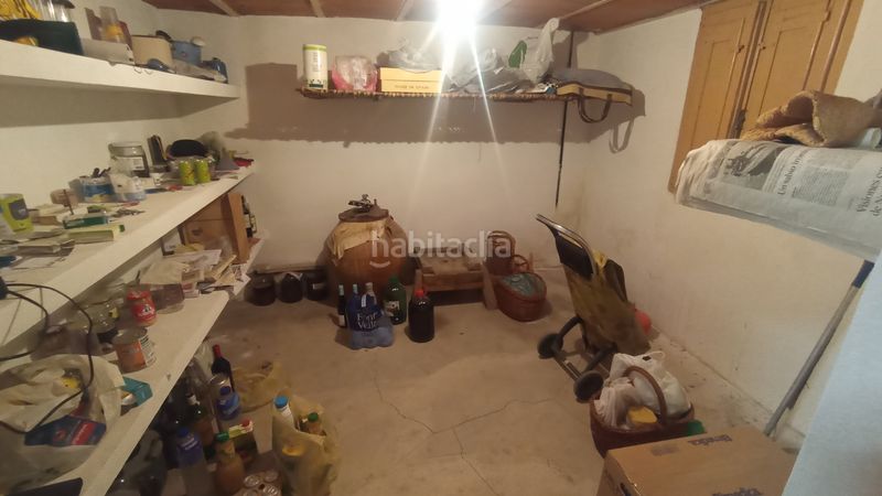 Foto e7ead3bd-a6ea-4d66-9cc0-bcac4db6a7a2. Casa amb xemeneia calefacció aparcament a Riba-roja d´Ebre