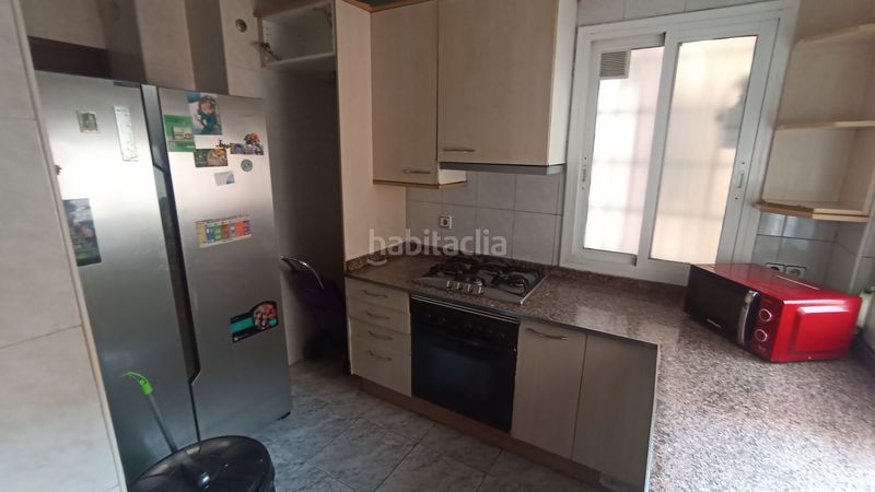 Foto 78cfb1fa-d74a-4350-b3f1-7d56e59e9f16. Pis amb calefacció aparcament a Mariola Lleida