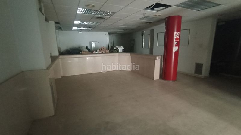 Foto d8ccb0b6-6757-43a1-8f33-8c95f9baf15f. Local comercial amb calefacció a Cappont Lleida
