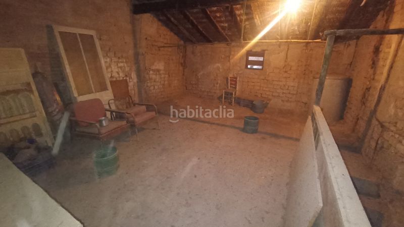 Foto 7ecad503-0e09-47cd-a9d3-5fe47b397eb2. Casa adossada amb calefacció aparcament a Alcarràs