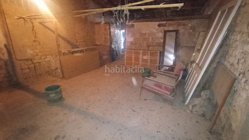 Foto bacdf219-967e-45d7-ad76-f71e559b11ce. Casa adossada amb calefacció aparcament a Alcarràs