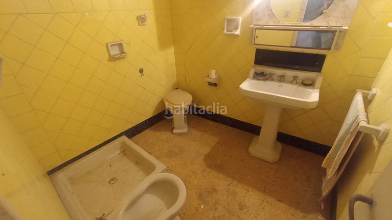 Foto d75c253a-1ca7-4ad0-9b95-752b52e62044. Casa adossada amb calefacció aparcament a Alcarràs