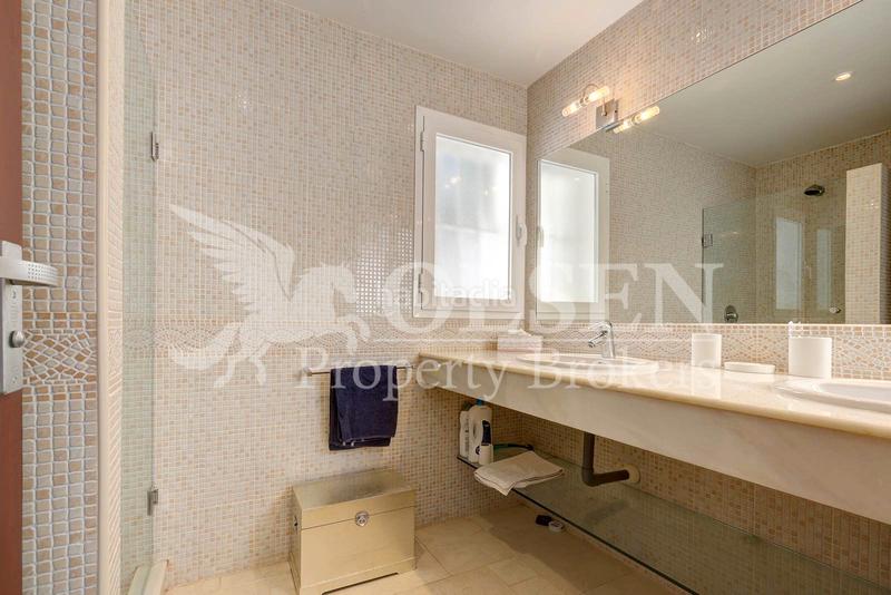 Foto 168050dc-ffb0-4ca0-a21e-430b8474bdfc. Chalet mit parking pool in Valle Romano Golf Estepona