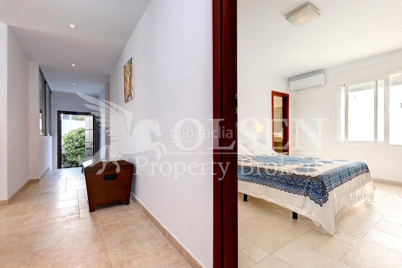 Foto 68a8e704-7096-41c8-89b3-5944e3cf72b8. Chalet mit parking pool in Valle Romano Golf Estepona