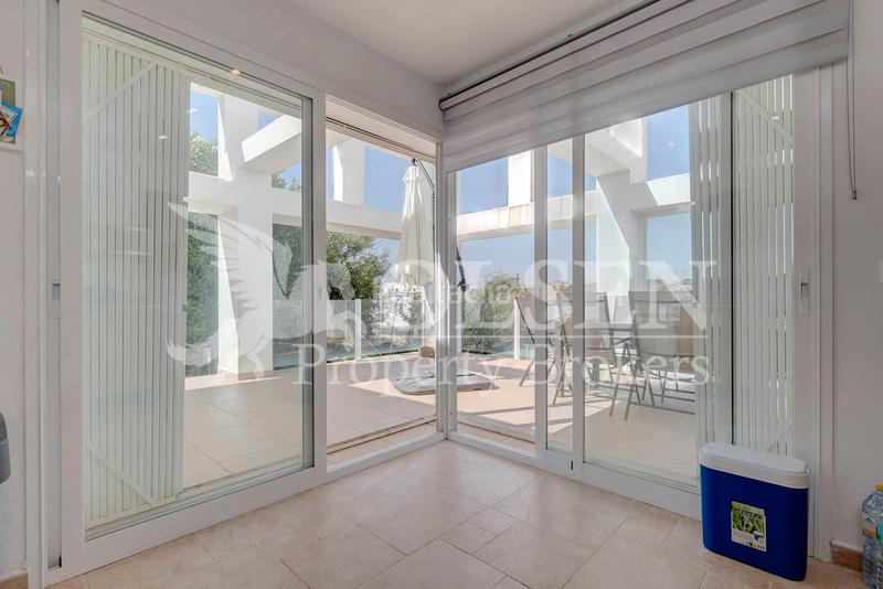 Foto 735b6725-5526-408d-8f1b-7467aa35df8f. Chalet mit parking pool in Valle Romano Golf Estepona