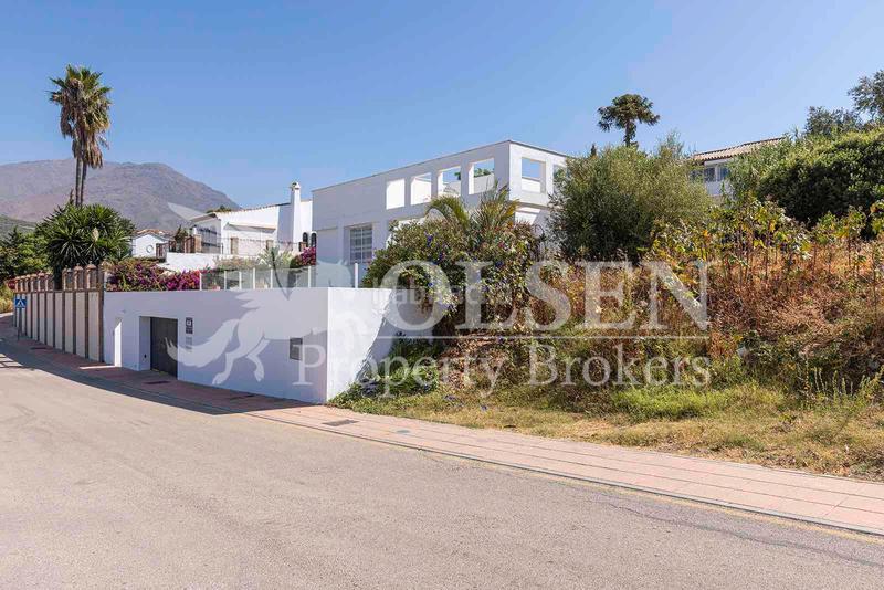 Foto 94a1ffcb-b5ad-4834-818a-1e7cc43cfc20. Chalet mit parking pool in Valle Romano Golf Estepona