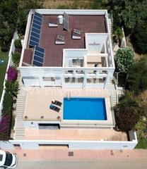 Xalet a Valle Romano Golf. Chalé unifamiliar con piscina en estepona costa del sol