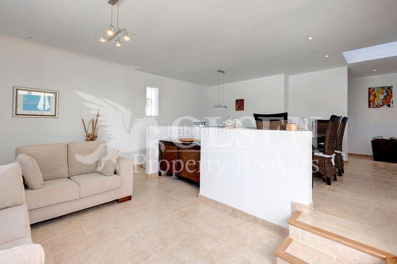 Foto f99f6bd9-5145-4352-bb4e-e4fbabdec98f. Chalet mit parking pool in Valle Romano Golf Estepona