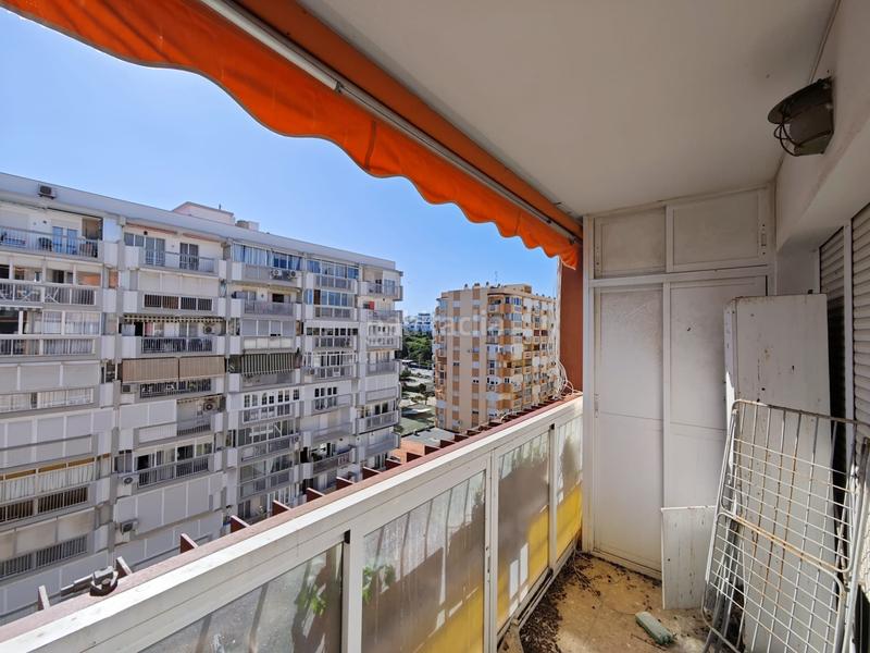 Foto c93c2228-0bb4-4fe2-95c3-22e840e7647c. Piso espectacular piso a unos metros d la playa en Torre del Mar