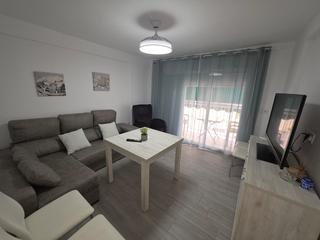 Appartement  Calle camarón 31. Vivienda de 3 dormitorios totalmente reformada