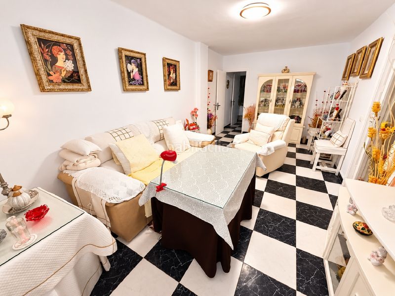 Foto ffd4b0eb-fb7a-4e67-8ca6-6572ccef6439. Flat in Centro Torre del Mar