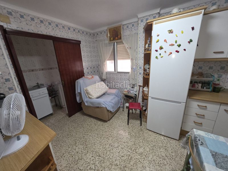 Foto a390b8e6-81df-48e9-87ea-68083d727939. Pis a Centro Torre del Mar