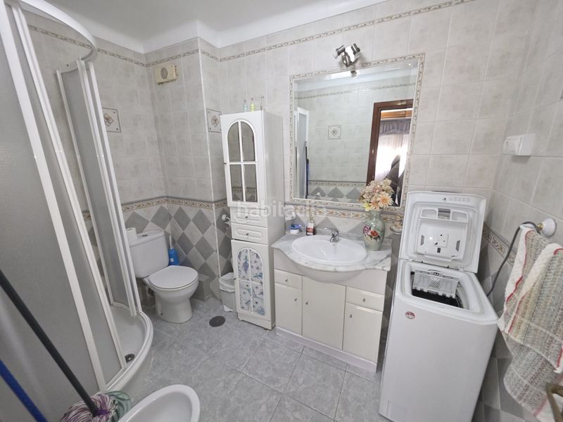 Foto d0f0dee4-dbb1-475a-8f6f-92c6169d285d. Pis a Centro Torre del Mar