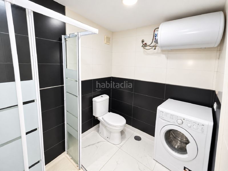 Foto 81c33d59-1264-4a91-ba63-7d1be6aa980c. Estudi amb piscina a Centro Torre del Mar